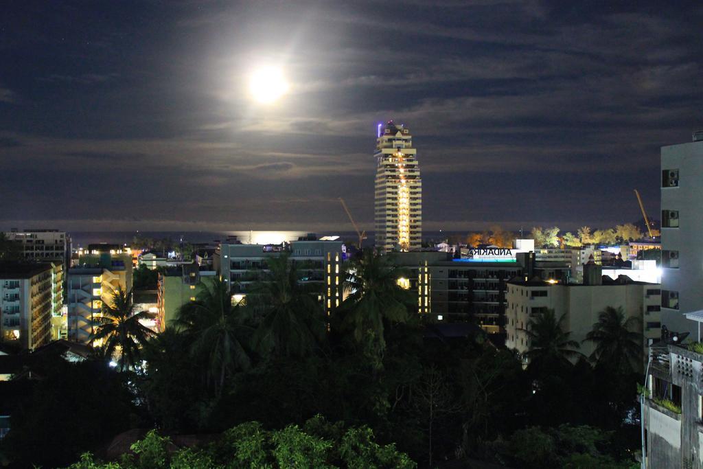 Kelly'S Residency Hotell Patong Exteriör bild