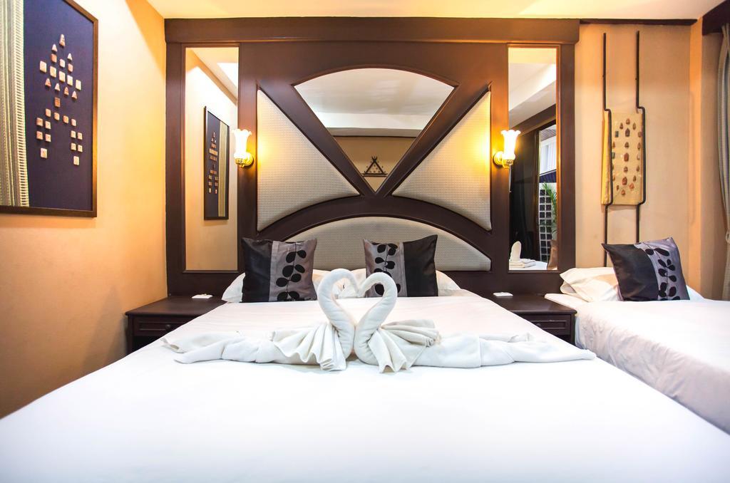 Kelly'S Residency Hotell Patong Exteriör bild